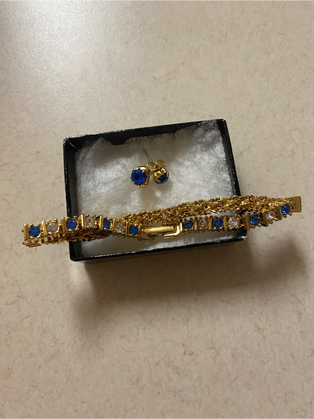 Bracelet and Stud Earrings Set with Blue Stones